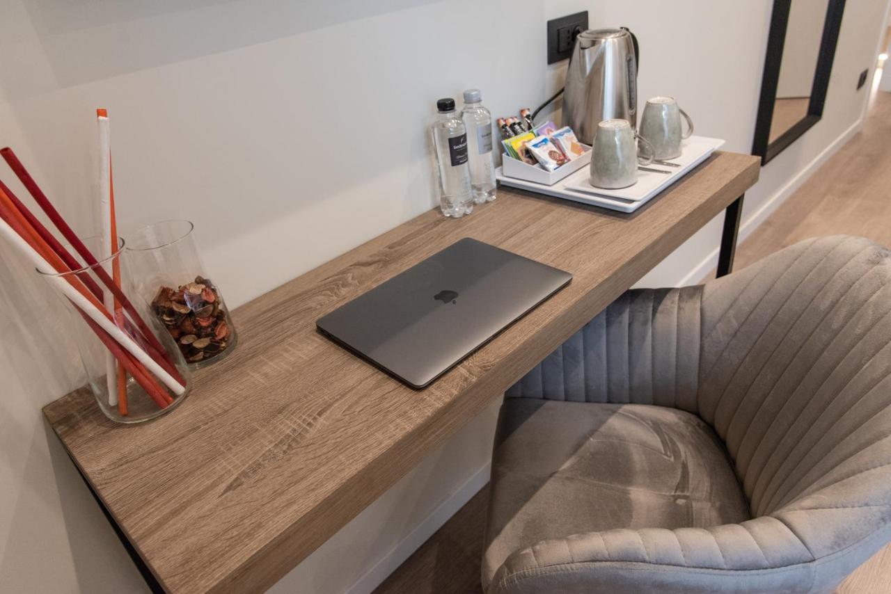 רומא Xxiv Domus Luxury Suites מראה חיצוני תמונה