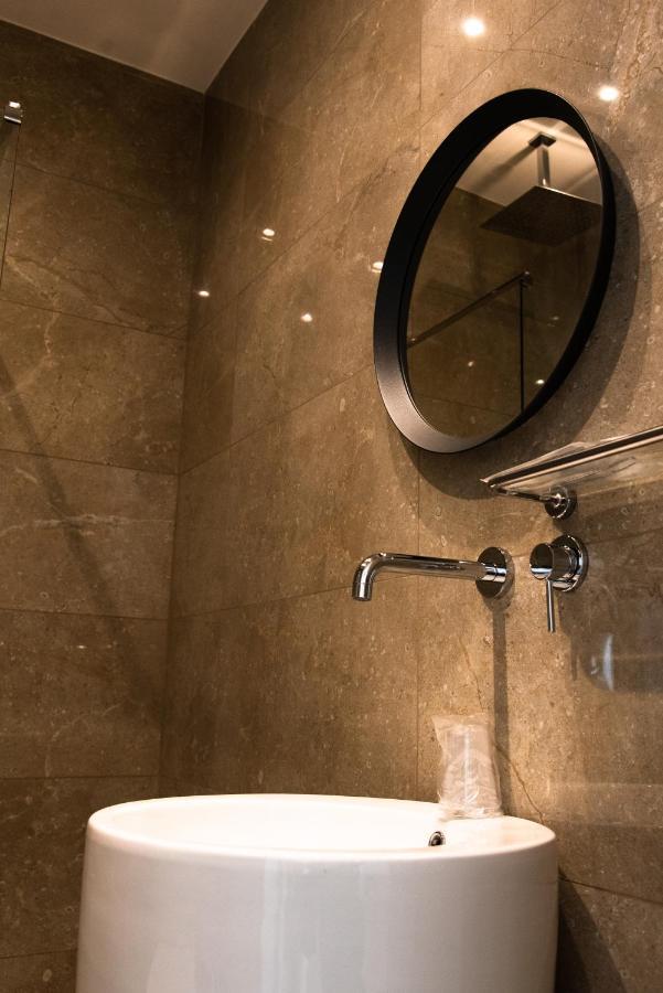 רומא Xxiv Domus Luxury Suites מראה חיצוני תמונה